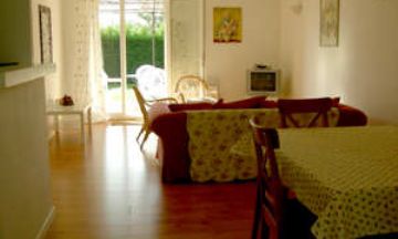 Le Thor, Vaucluse, Vacation Rental House