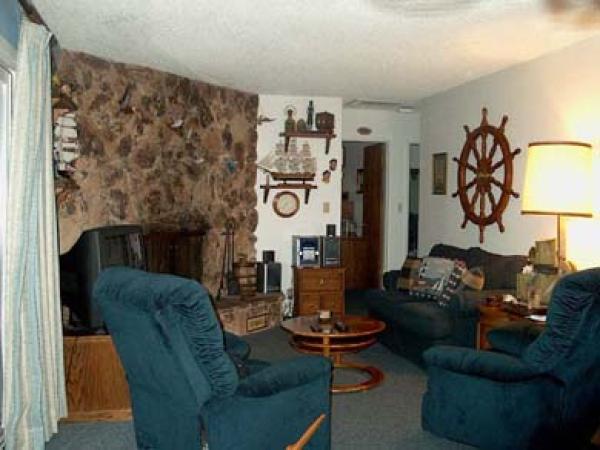 Clearlake Oaks, California, Vacation Rental House