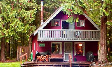 Deming, Washington, Vacation Rental Cabin