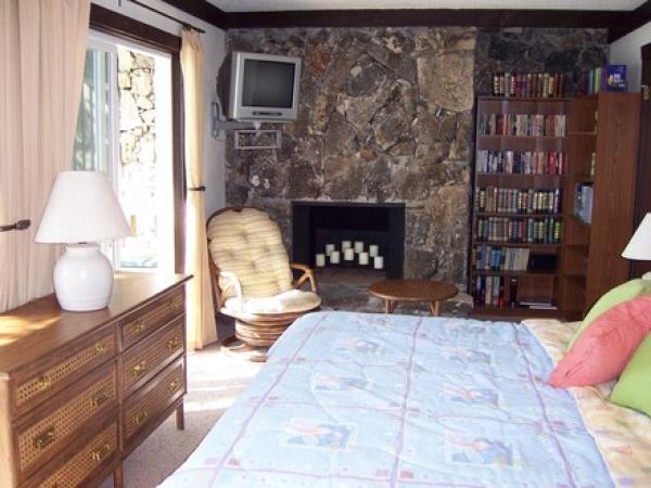 Master Suite - Sitting Area