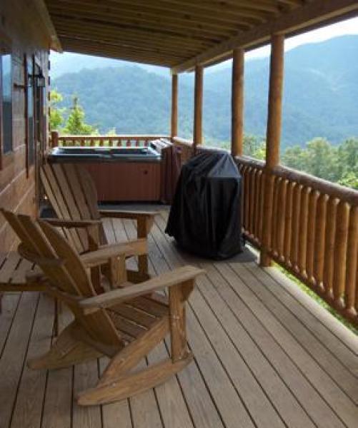 Hot tub Gas grill and Rocking chairs