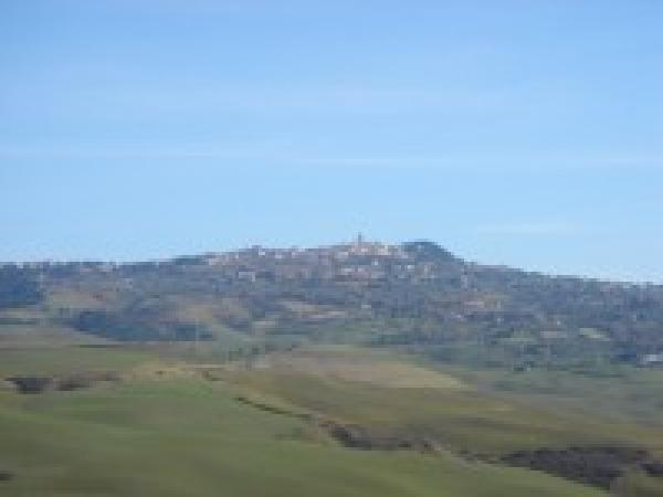 Panoramic Mountain Views
