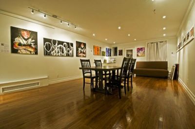 Main gallery, lounge