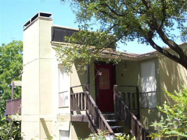 Front View of condo 1/2 flight up from parking 