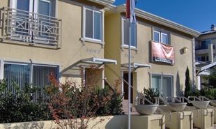 Hillcrest, California, Vacation Rental Condo