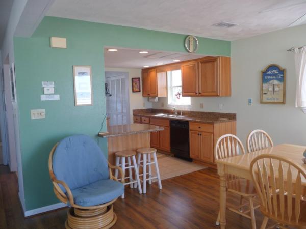 Dining & Kitchen