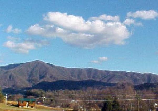 Mountain Views, Swimming Pool Access