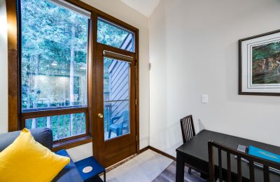 Back entrance to balcony 