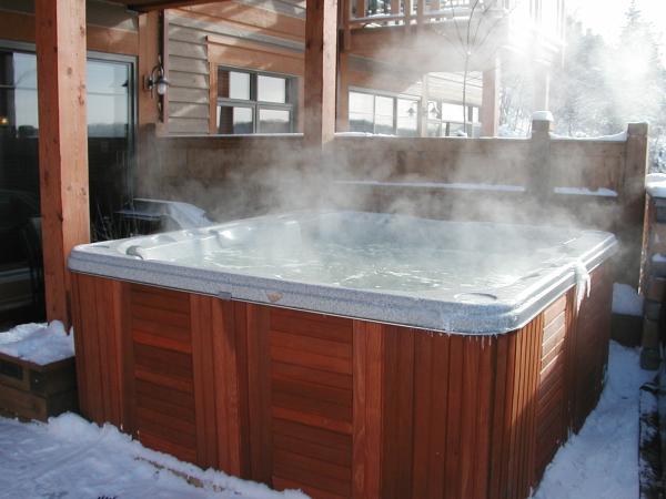 Altitude - hot tub