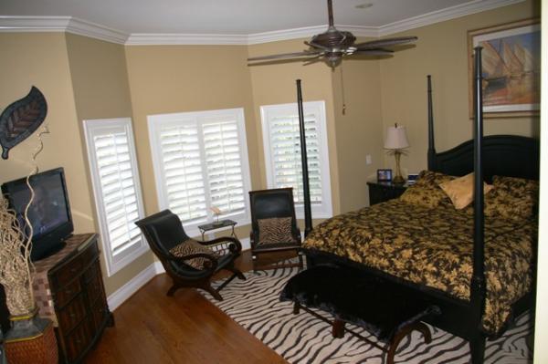 Master Bedroom2