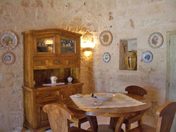 Apartment Cherry: Dinning Area