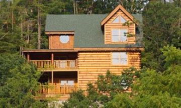 Sevierville, Tennessee, Vacation Rental Cabin