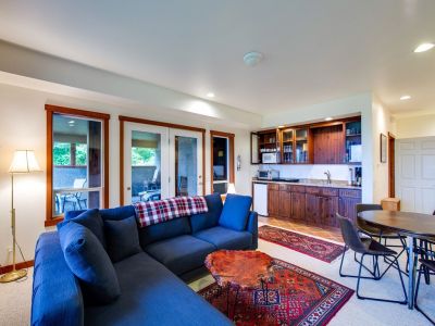 Glacier, Washington, Vacation Rental Cabin