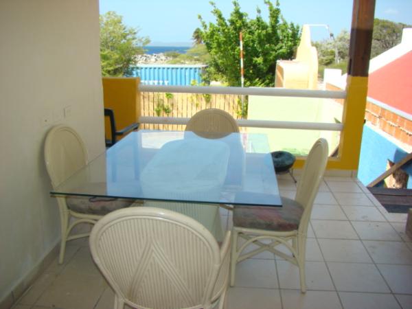 Sitting Area in Deck