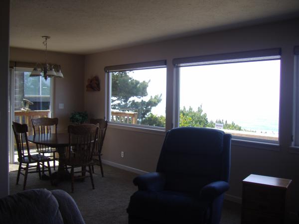 Nice wall of windows overlooking the ocean