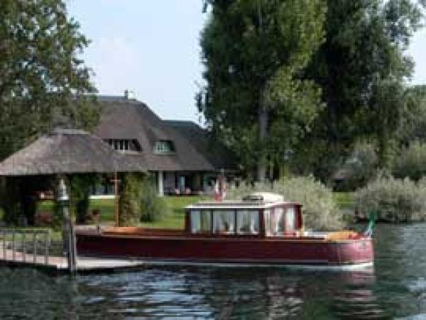 Dock