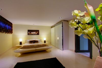 Modern bedroom