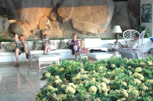 Open-Air Living Room