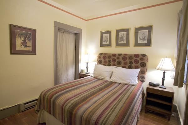 Queen Bedroom in 309