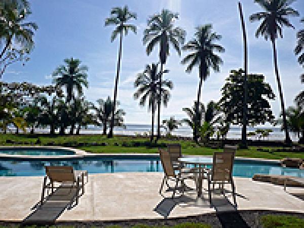 Sitting Area Near Pool