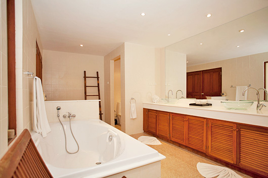 Kathu Holiday Villa Rentals