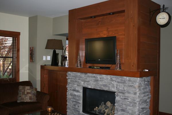 Another View of Lounge