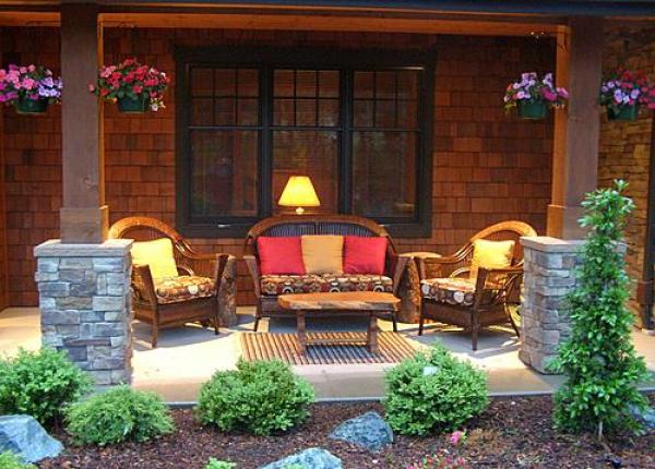 Sitting Area with Garden