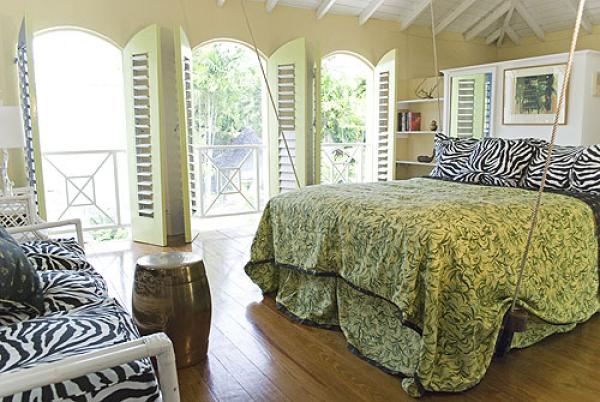 The hanging bed in Nest