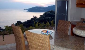Zihuatanejo, Guerrero, Vacation Rental Condo