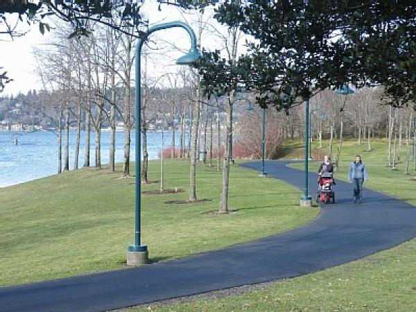 2 Miles-Walking/Jogging Paths Along the Waterfront