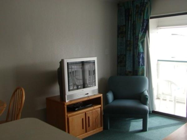 Entertainment centre