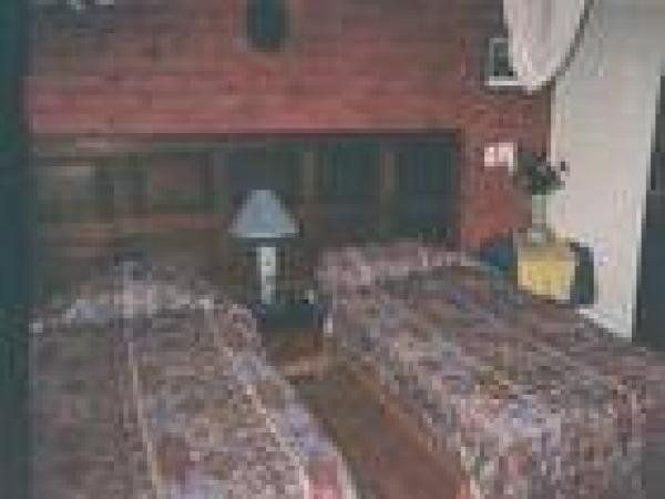Twin Bedroom