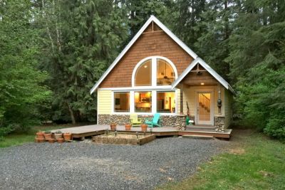 Glacier, Washington, Vacation Rental Cabin