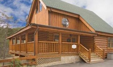 Sevierville, Tennessee, Vacation Rental Cabin