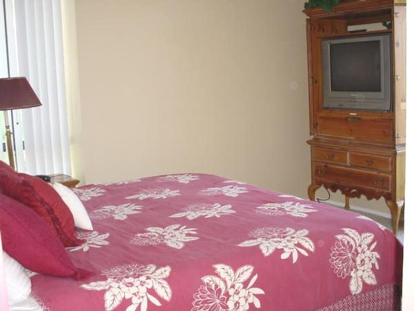 Master Bedroom-King Bed