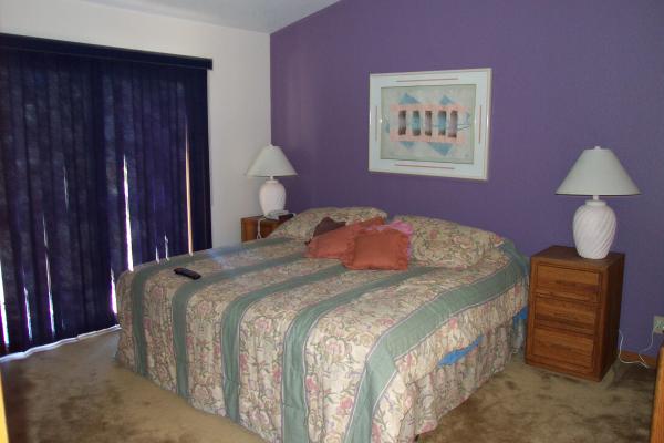 Bedroom with Queen Bed