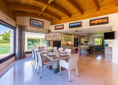 Villa El Cano dining area