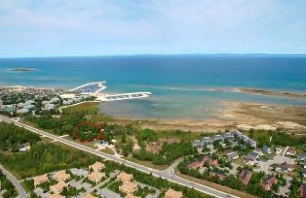 Whites Bay is Protected Swimming