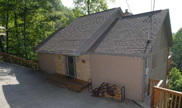 Gatlinburg, Tennessee, Vacation Rental Cabin