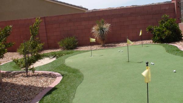  Putting Green