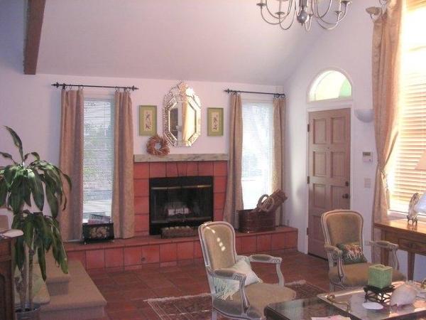 Dining/Kitchen
