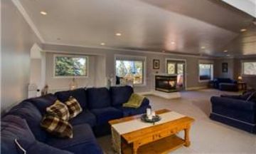 South Lake Tahoe, California, Vacation Rental Cabin