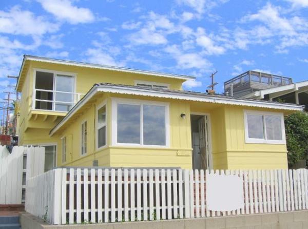Your beachfront vacation home !