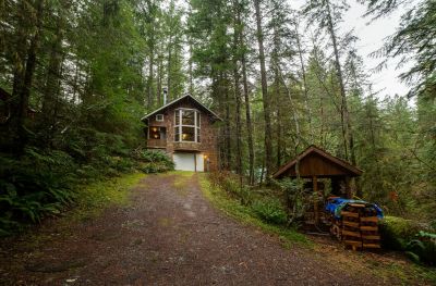 Glacier, Washington, Vacation Rental Cabin