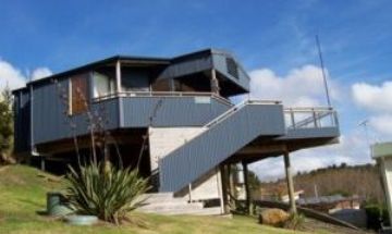 Rings Beach, Coromandel , Vacation Rental House