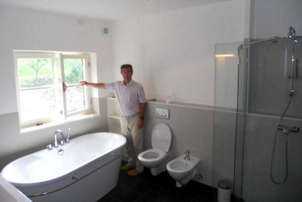 Bathroom belonging to master bedroom