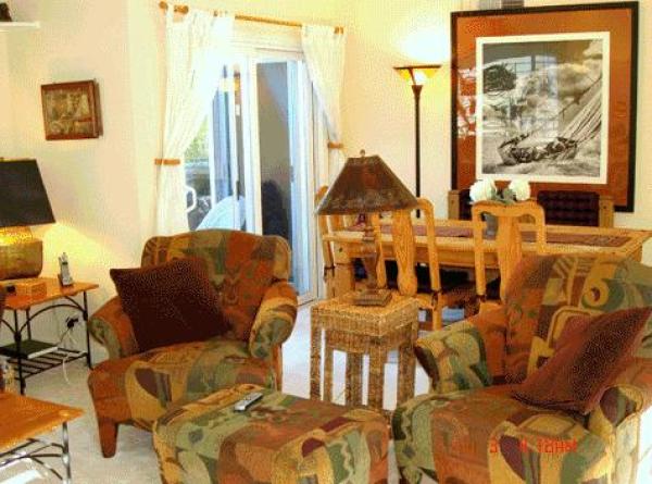 Living & Dining Area