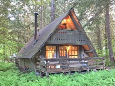 Glacier, Washington, Vacation Rental Cabin