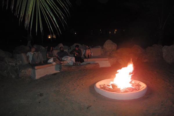 Cangrejo y Toro   Beach Sofa and Fire Pit