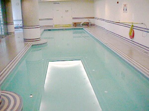 Heated Pool 